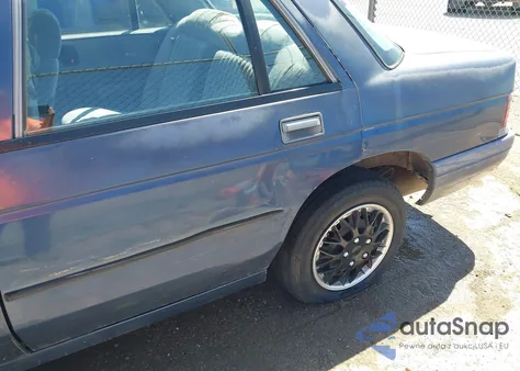 1996 Chevrolet Corsica z USA, uszkodzony, nr VIN 1G1LD55M9TY161083